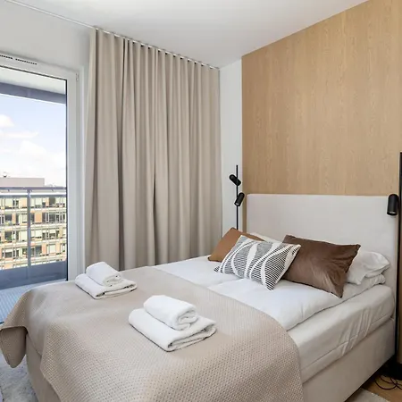 3-bedroom Mokotow With Sunny Tarrace Апартаменти *