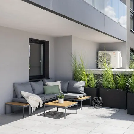 Apartment 3-bedroom Mokotow With Sunny Tarrace