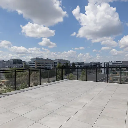 3-bedroom Mokotow With Sunny Tarrace Апартаменти