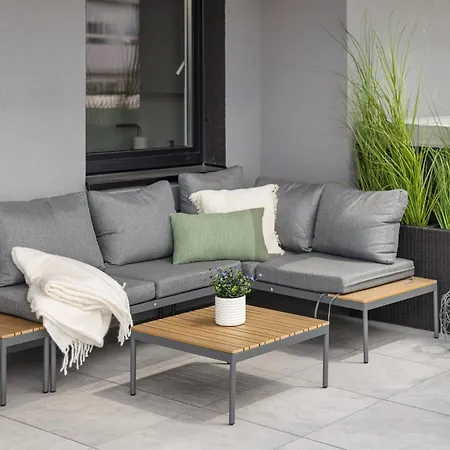 3-bedroom Mokotow With Sunny Tarrace